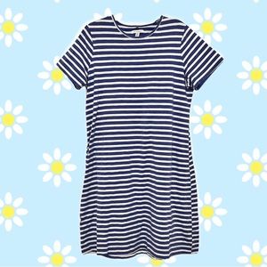 Cotton T-Shirt Midi Dress Blue and White XL Short Sleeve Cotton/Spandex